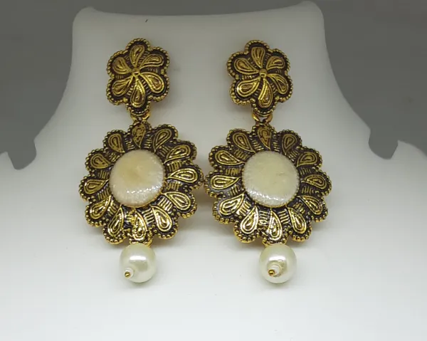Antique_Gold-Plated_Floral_Dangle_Earrings_with_Pearl_Drops