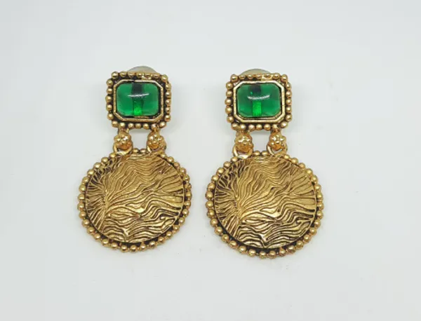 Antique_Gold_Disc_Earrings_with_Green_Stones_&_Textured_Detail