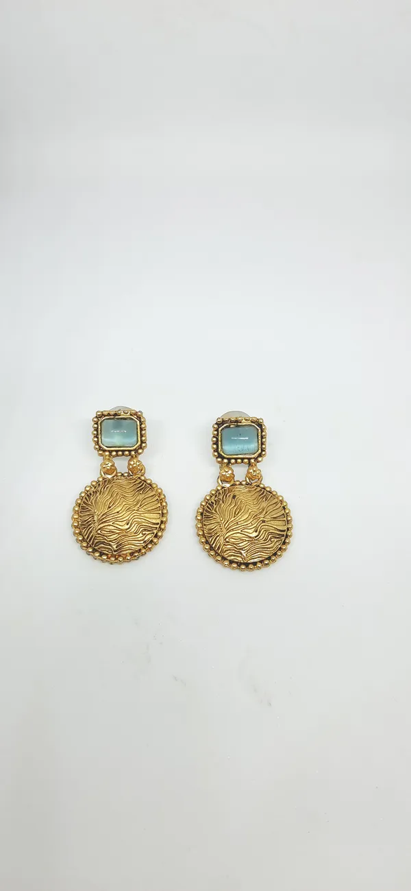 Antique_Gold_Disc_Earrings_with_Aqua_Stones_&_Textured_Detail