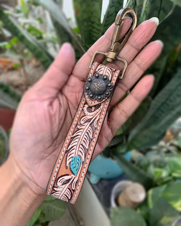 Brown_Leather_Keychain_For_Car_Bike_Unisex_With_Hook_Handmade_Tooled,_5_Inch_Long_Strong_For_Unisex
