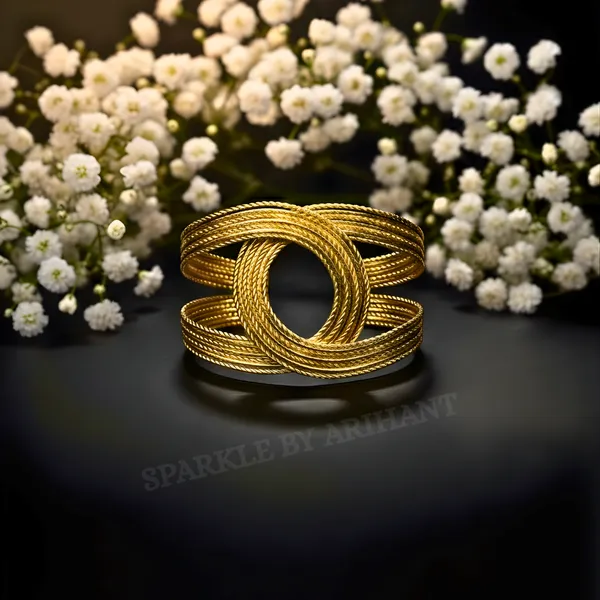 INTERLOCK_BRACELET