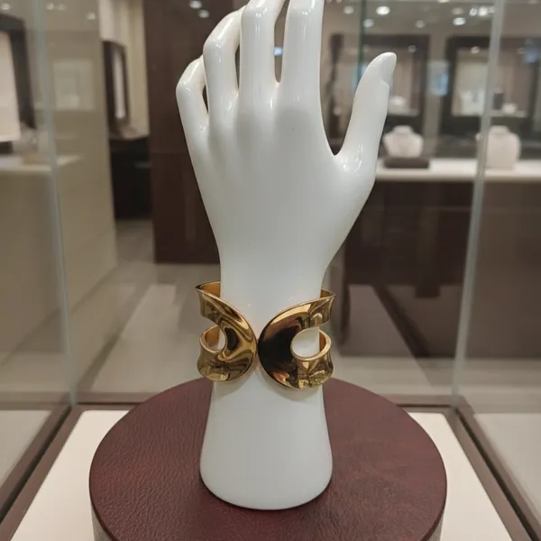 Gold_Premium_Anti-Tarnish_Bracelet_For_Women