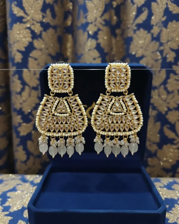 MIDNIGHT_GLORY_EARRINGS