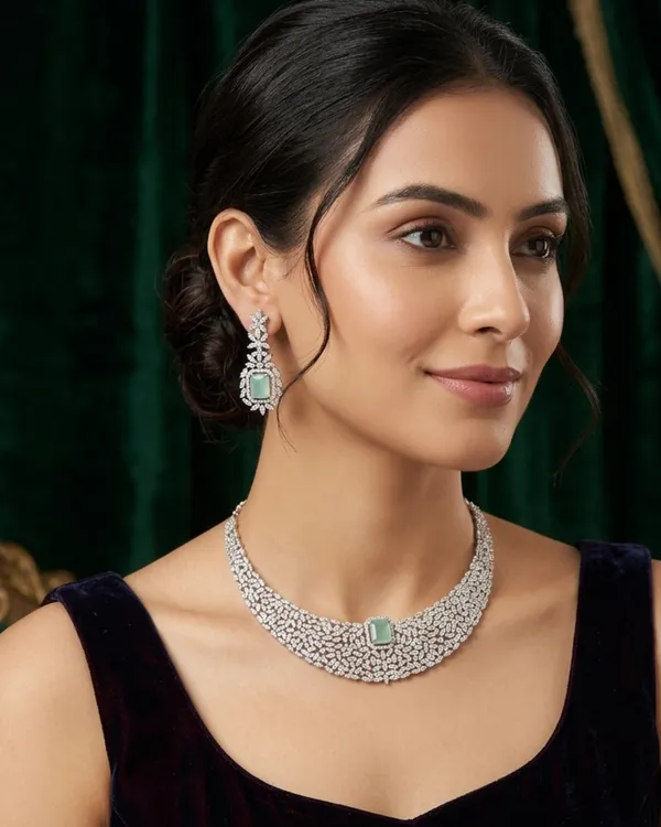 THE_MINT_AURORA_NECKLACE