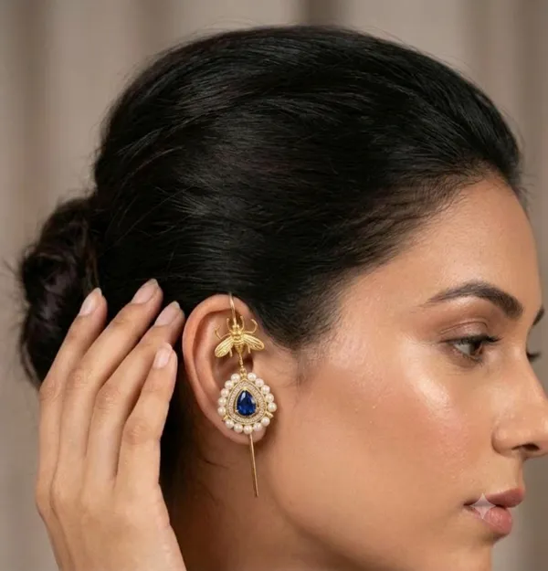 THE_ROYAL_HONEYBEE_EARCUFF