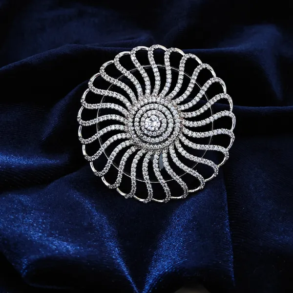 TWIRL_DIAMOND_RING