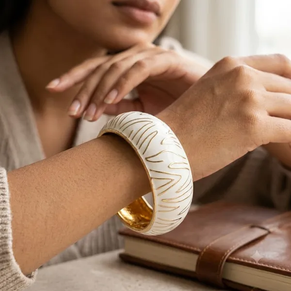 WHITE_MAJESTY_BRACELET