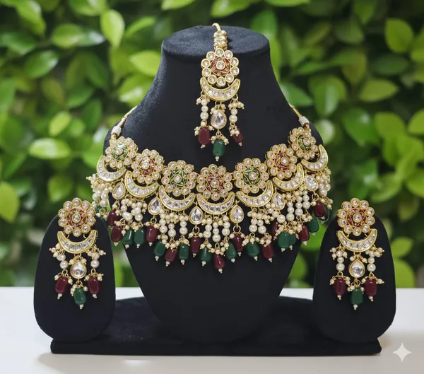 Gold_Brass_Trendy_Rajasthani_Meenakari_Necklace_Set_For_Women