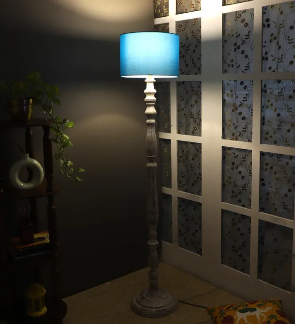 White_Natura_Vivi_Floor_Lamp