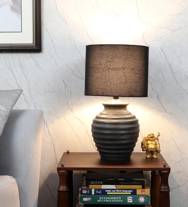 Black_Bisara_Palmer_Table_Lamp_for_Bedroom_&_Living_Room