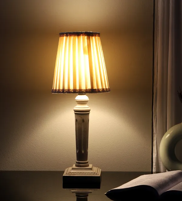 Off_White_Nishi_Nela_Table_Lamp_for_Bedroom_&_Living_Room