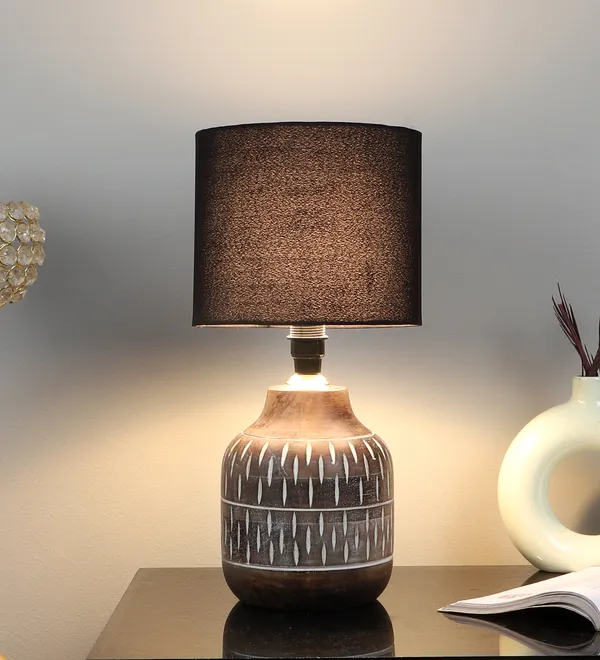 Black_Bisara_Dante_Table_Lamp_for_Perfect_Home_&_Office_Decor