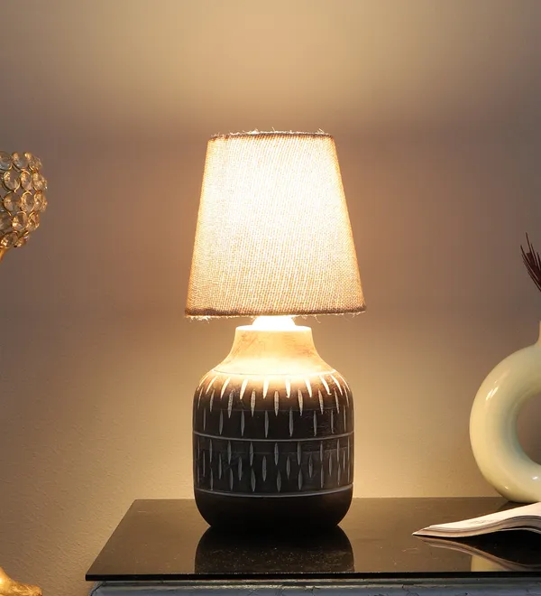 Off_White_Nanasa_Dante_Table_Lamp_for_Perfect_Home_&_Office_Decor