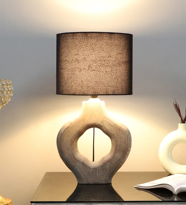 Black_Bisara_Kian_Table_Lamp_for_Perfect_Home_&_Office_Decor