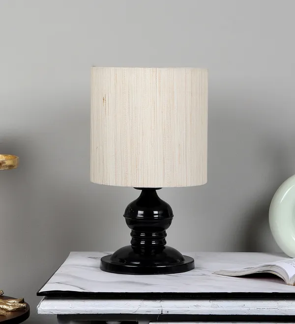 Off_White_Wana_Gino_Table_Lamp_for_Perfect_Home_&_Office_Decor
