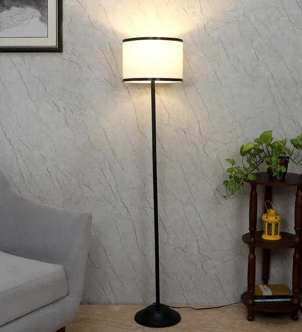 Off_White_Natura_Gogo_Floor_Lamp