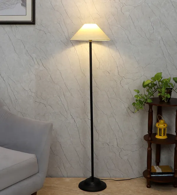 Off_White_Natura_Gogo_Floor_Lamp