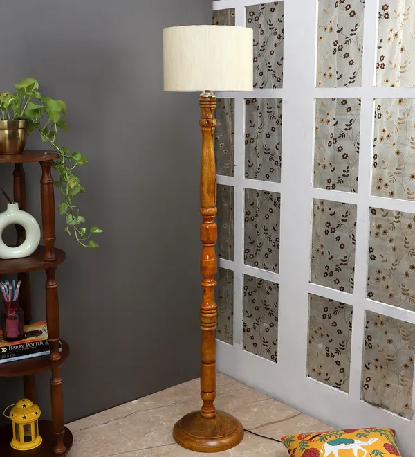 Off_White_Premium_Romero_Floor_Lamp