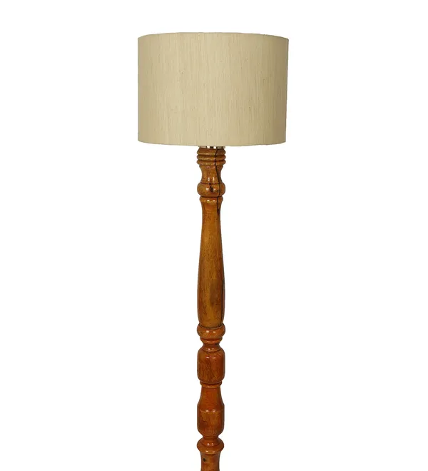 Off_White_Premium_Romero_Floor_Lamp