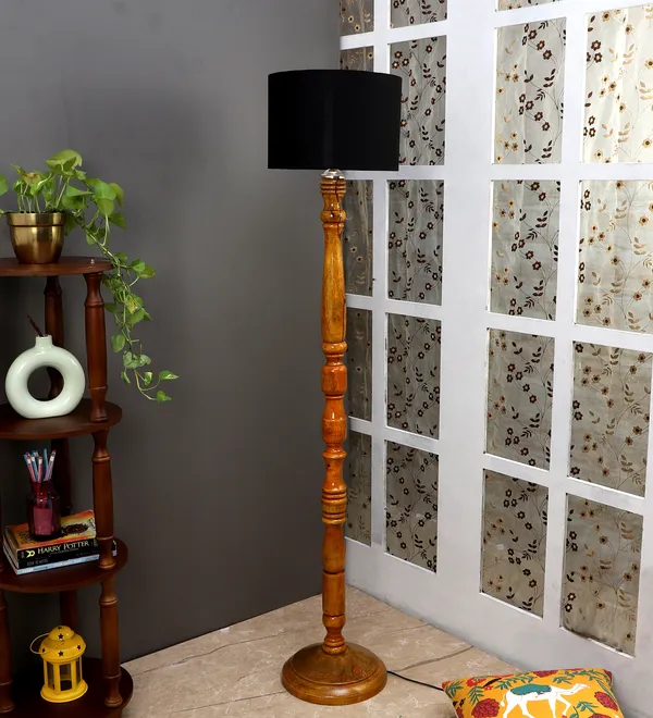 Black_Premium_Romero_Floor_Lamp