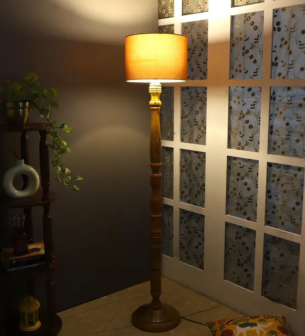 Brown_Premium_Romero_Floor_Lamp