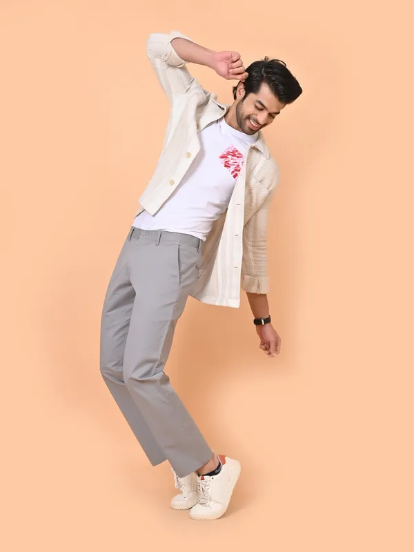 Light_Grey_Cotton_Premium_&_Elegant_Stretchable_Chino_Trouser_For_Men