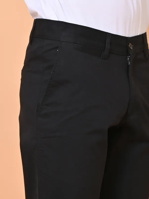 Black_Cotton_Premium_&_Elegant_Stretchable_Chino_Trouser_For_Men
