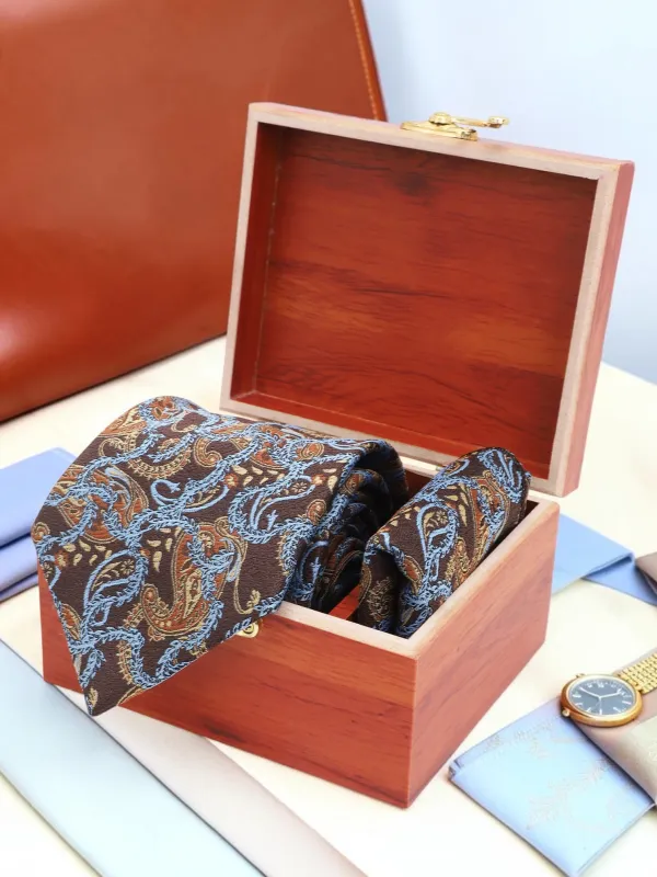 Aurelius_Paisley_Chocolate_Brown_And_Powder_Blue_Micro_Silk_Jacquard_9_Cm_Tie_Set_With_Pocket_Square_And_Wooden_Gift_Box