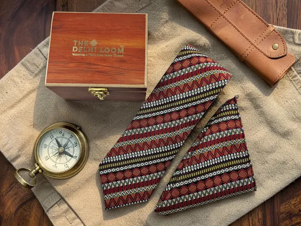 Terracotta_Nomad_Tapestry_Micro_Woven_Jacquard_9_Cm_And_7.5_Cm_Necktie_Set_With_Pocket_Square_And_Wooden_Gift_Box_Suitable_For_Formal_And_Smart_Ethnic_Wear