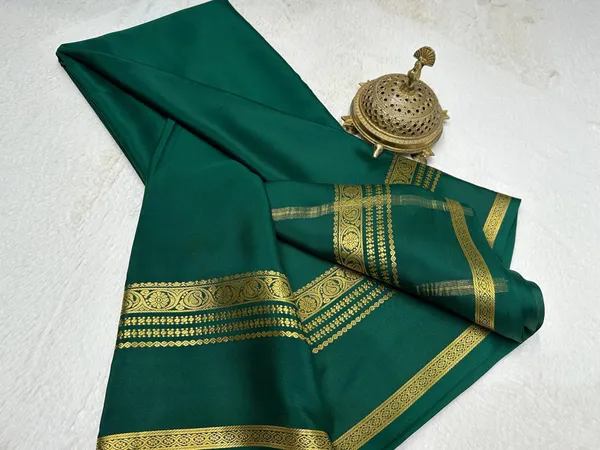 Green_Purple_Women�s_Semi_Mysore_Silk_Traditional_Saree_�_Festive_&_Wedding_Wear