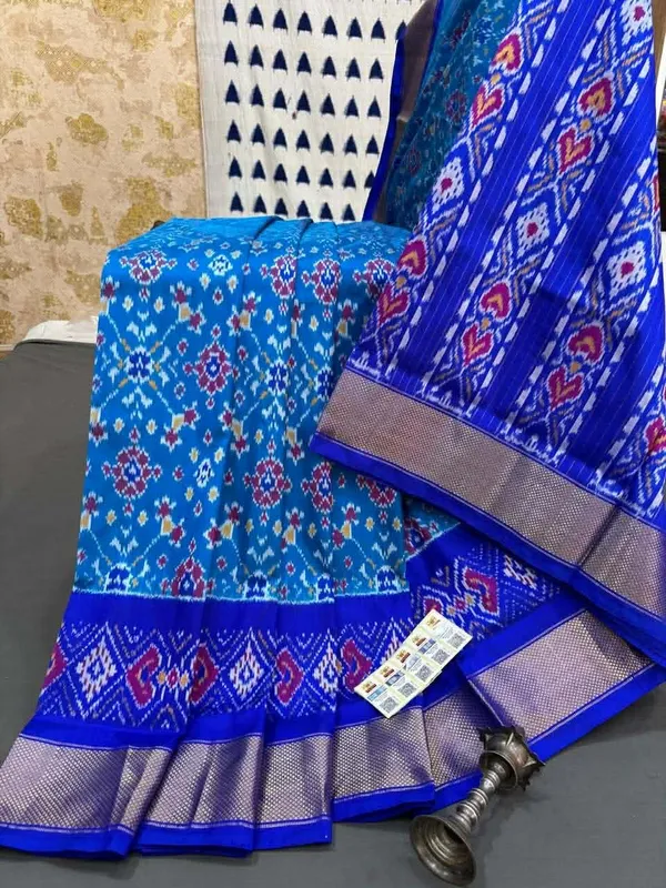 Skyblue_Beautiful_Ikkat_Design_Silk_Saree_Premium_Zari_Border_Saree_For_Women