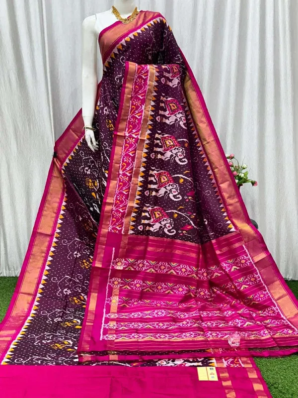 Brown_Trendy_Ikat_Digital_Printed_Soft_Silk_Saree_For_Women_Comfortable_&_Fashionable_Ethnic_Wear_Saree_For_Women