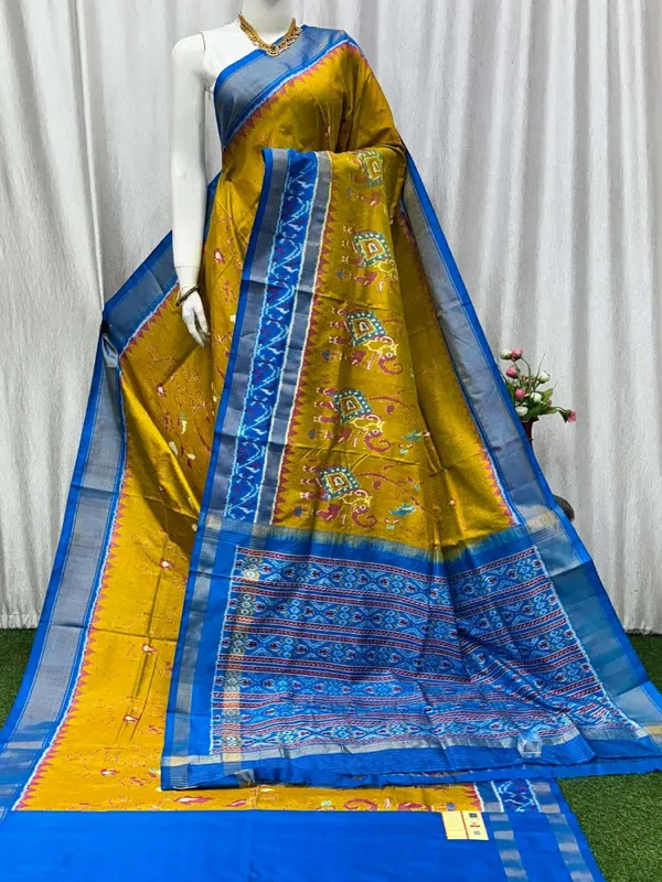 Mustred_Trendy_Ikat_Digital_Printed_Soft_Silk_Saree_For_Women_Comfortable_&_Fashionable_Ethnic_Wear_Saree_For_Women