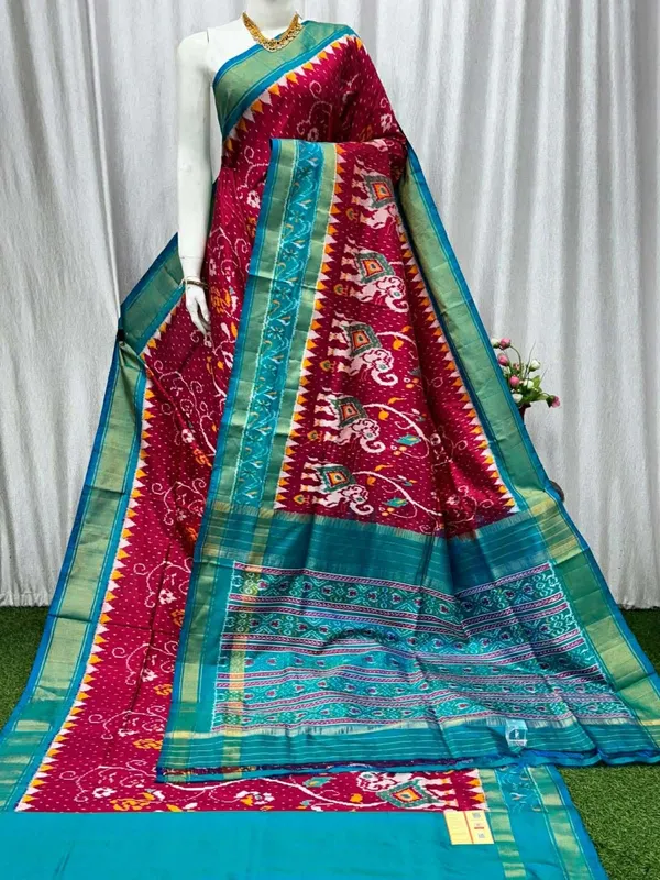 Pink_Trendy_Ikat_Digital_Printed_Soft_Silk_Saree_For_Women_Comfortable_&_Fashionable_Ethnic_Wear_Saree_For_Women