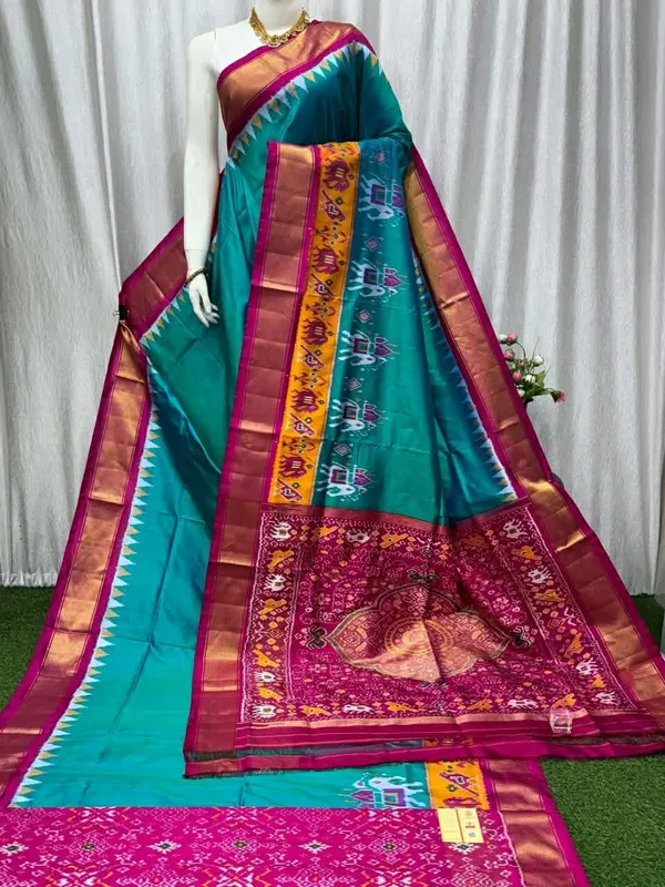 Sky_Trendy_Ikat_Digital_Printed_Soft_Silk_Saree_For_Women_Comfortable_&_Fashionable_Ethnic_Wear_Saree_For_Women