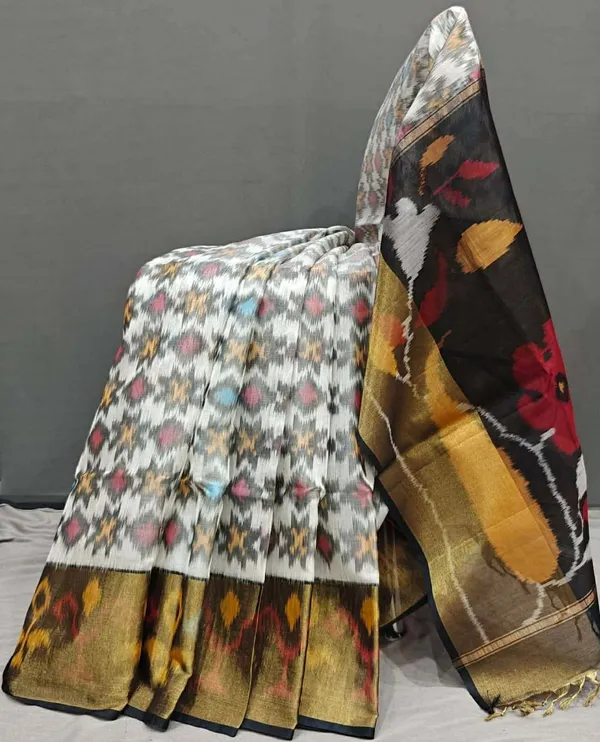 Multicolour_Beautiful_Digital_Ikat_–_Smooth_Finish_Saree_With_Unstitched_Blouse_Saree_For_Women