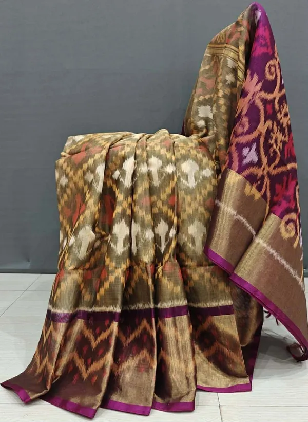Multicolour_Beautiful_Digital_Ikat_Pattern-_Smooth_Finish_Saree_With_Unstitched_Blouse_Saree_For_Women