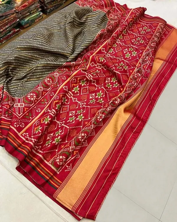 Brown_Trendy_Ikat_Digital_Printed_Soft_Silk_Saree_For_Women_Comfortable_&_Fashionable_Ethnic_Wear_Saree_For_Women