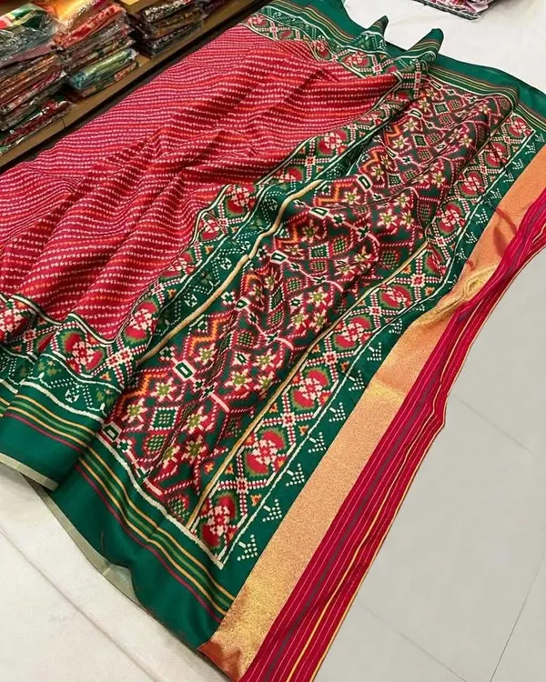 Red_Trendy_Ikat_Digital_Printed_Soft_Silk_Saree_For_Women_Comfortable_&_Fashionable_Ethnic_Wear_Saree_For_Women