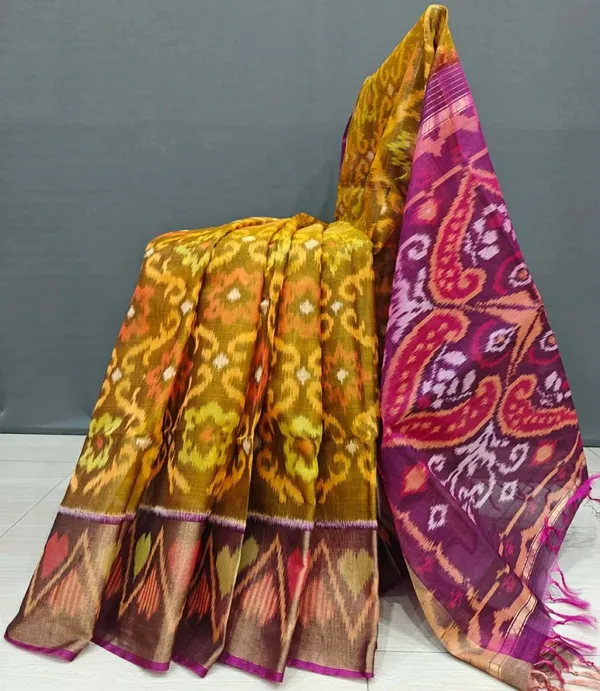 Multicolour_Beautiful_Digital_Ikat_Pattern–Smooth_Finish_Saree_With_Unstitched_Blouse_Saree_For_Women