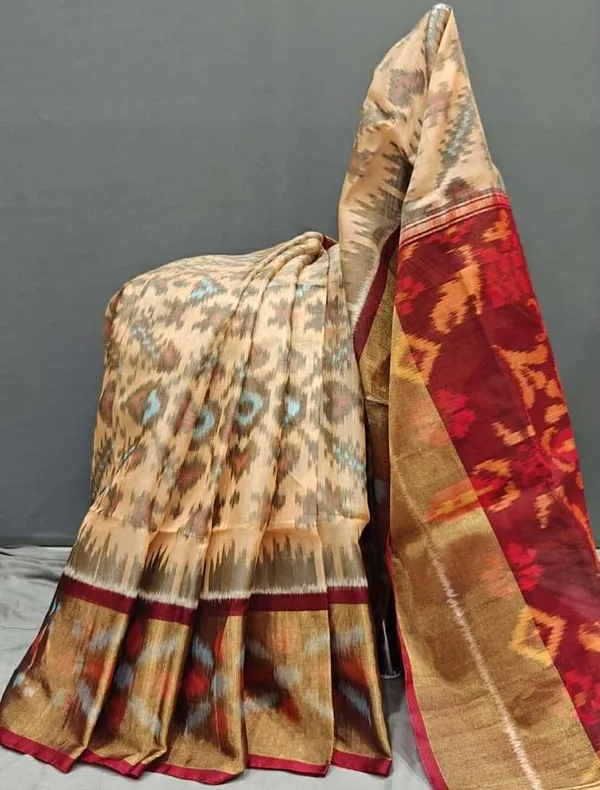 Multicolour_Beautiful_Digital_Ikat_Pattern–_Smooth_Finish_Saree_With_Unstitched_Blouse_Saree_For_Women