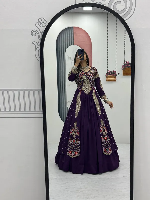 Rajkanika_Embroidered_Purple_Silk_Blend_Lehenga_Choli_Set