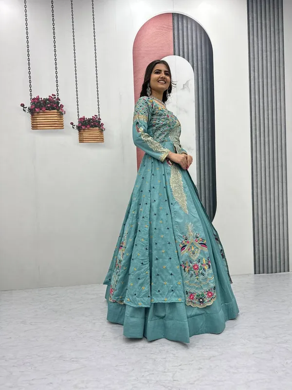 Rajkanika_Embroidered_Sea_Green_Silk_Blend_Lehenga_Choli_Set