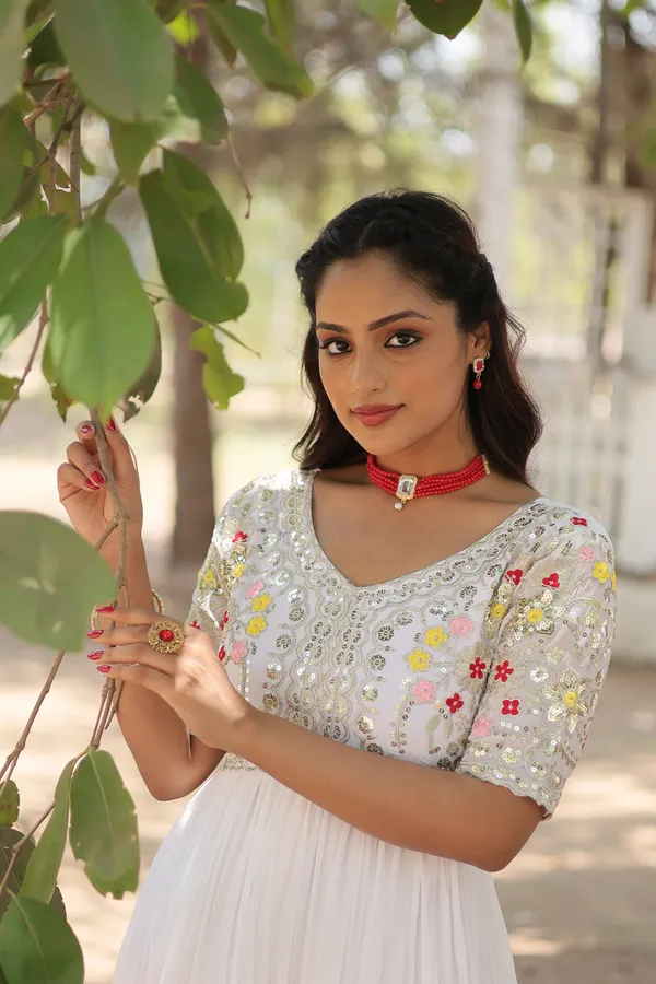 Ethereal_Pearl_White_Embroidered_Anarkali_Gown