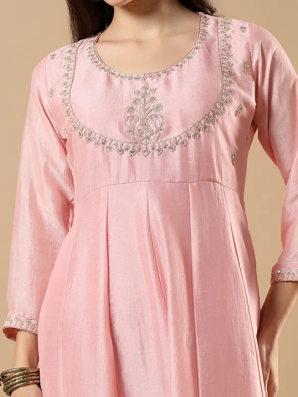 Women’s_Blush_Pink_Embroidered_A-Line_Kurta_Set_with_Pants_&_Dupatta_(3-Piece_Ethnic_Set)
