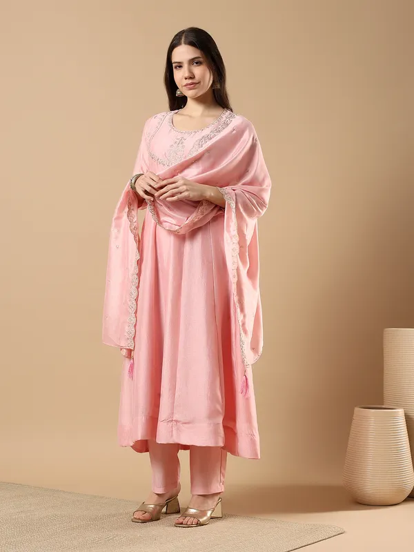 Women’s_Blush_Pink_Embroidered_A-Line_Kurta_Set_with_Pants_&_Dupatta_(3-Piece_Ethnic_Set)