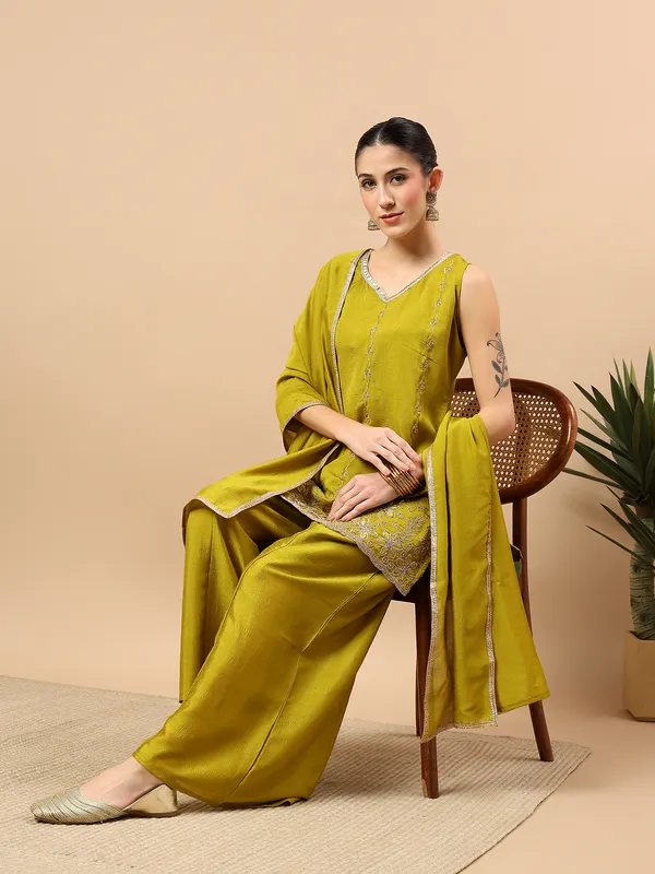 Women’s_Mustard_Yellow_Embroidered_Kurta_Palazzo_Set_with_Dupatta_(3-Piece_Ethnic_Set)