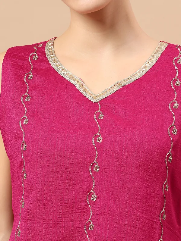 Women’s_Pink_Embroidered_Kurta_with_Palazzo_Set_(2-Piece_Ethnic_Co-ord_Set)