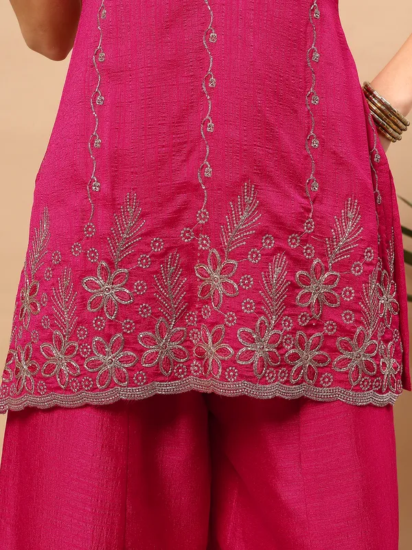 Women’s_Pink_Embroidered_Kurta_with_Palazzo_Set_(2-Piece_Ethnic_Co-ord_Set)