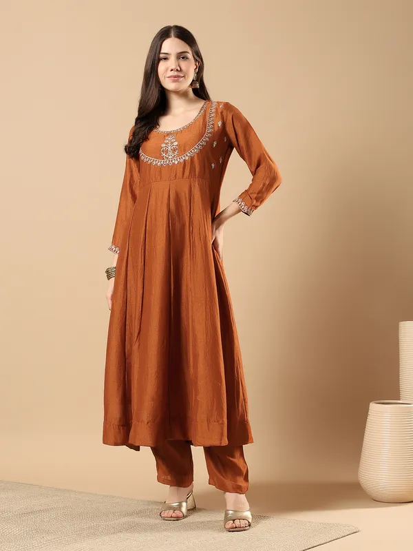 Women’s_Rust_Orange_Embroidered_A-Line_Kurta_Set_with_Pants_&_Dupatta_(3-Piece_Ethnic_Set)